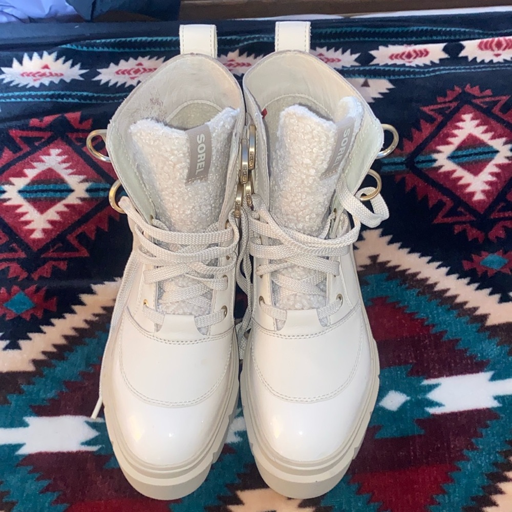 Sorrel boots